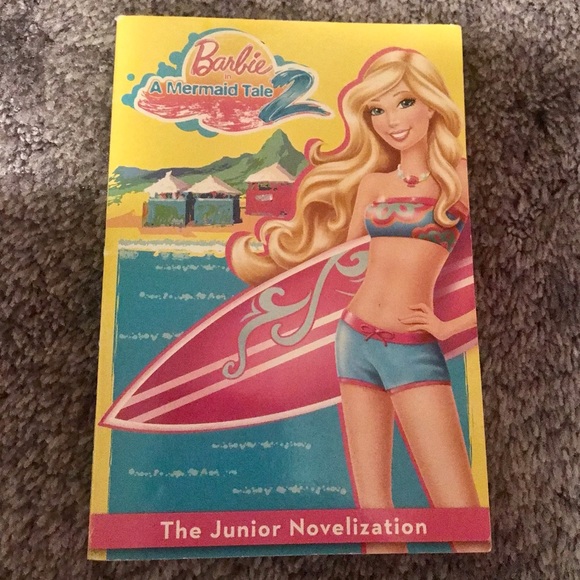 Collection of 3 Tween Books - Picture 2 of 11